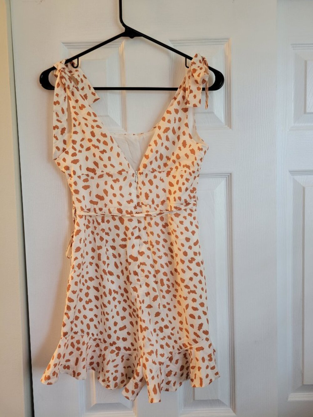 Romper - Picture 2 of 2